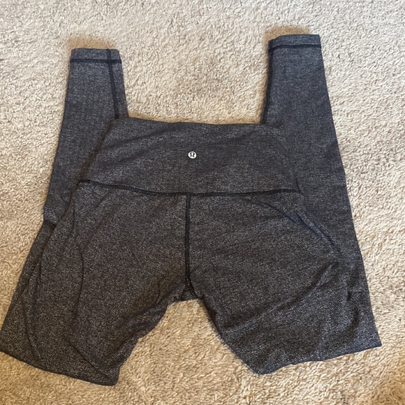 Soft wunder under 28” lulu lemon tight - Picture 2 of 4